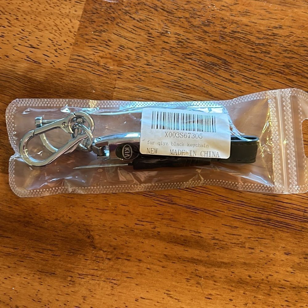 NEW KIA Keychain - Picture 5 of 5
